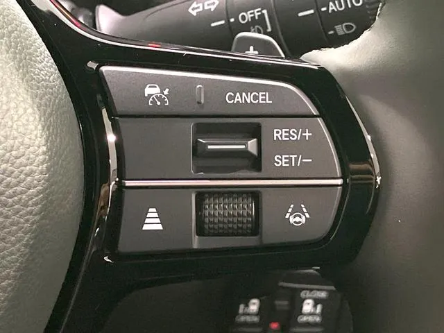 Honda Stepwagan E:Hev Sparda 2026 photo 3