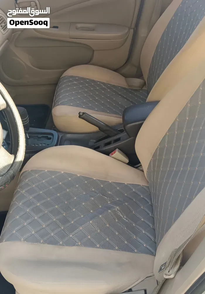 Nissan Sunny 2012 photo 3