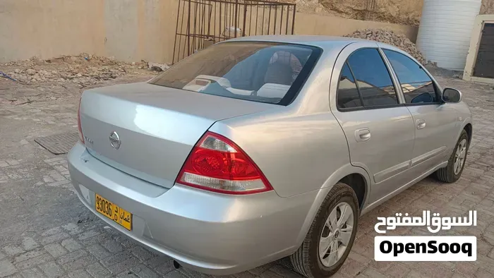 Nissan Sunny 2012 photo 2