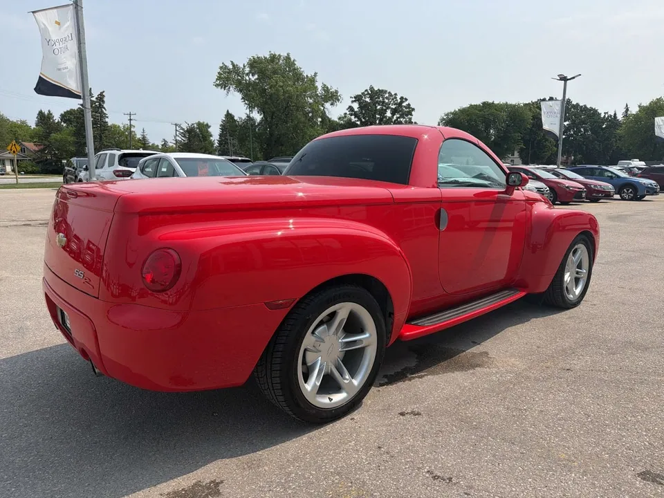 Chevrolet Ssr 2004 photo 5