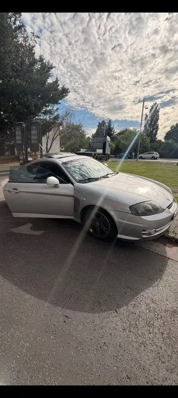 Hyundai Tuscani