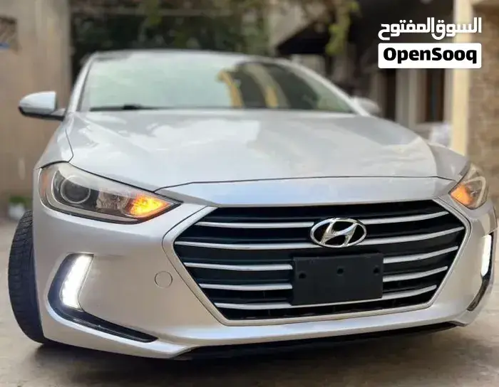 Hyundai Elantra 2017 photo 2
