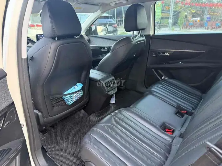 Peugeot 5008 2019 photo 5