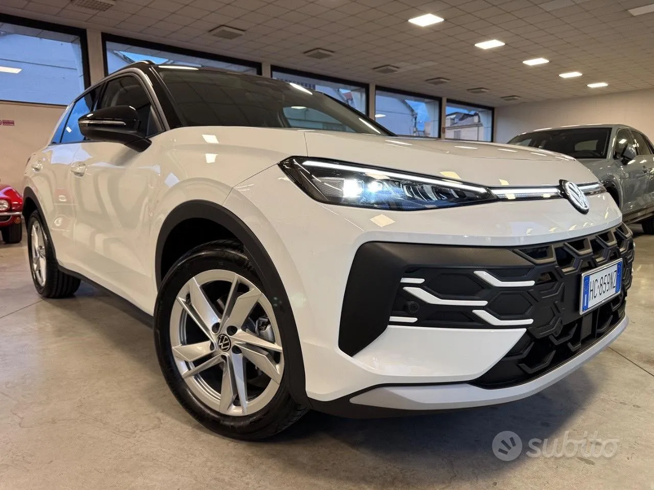 Volkswagen T-Roc 2026 photo 2