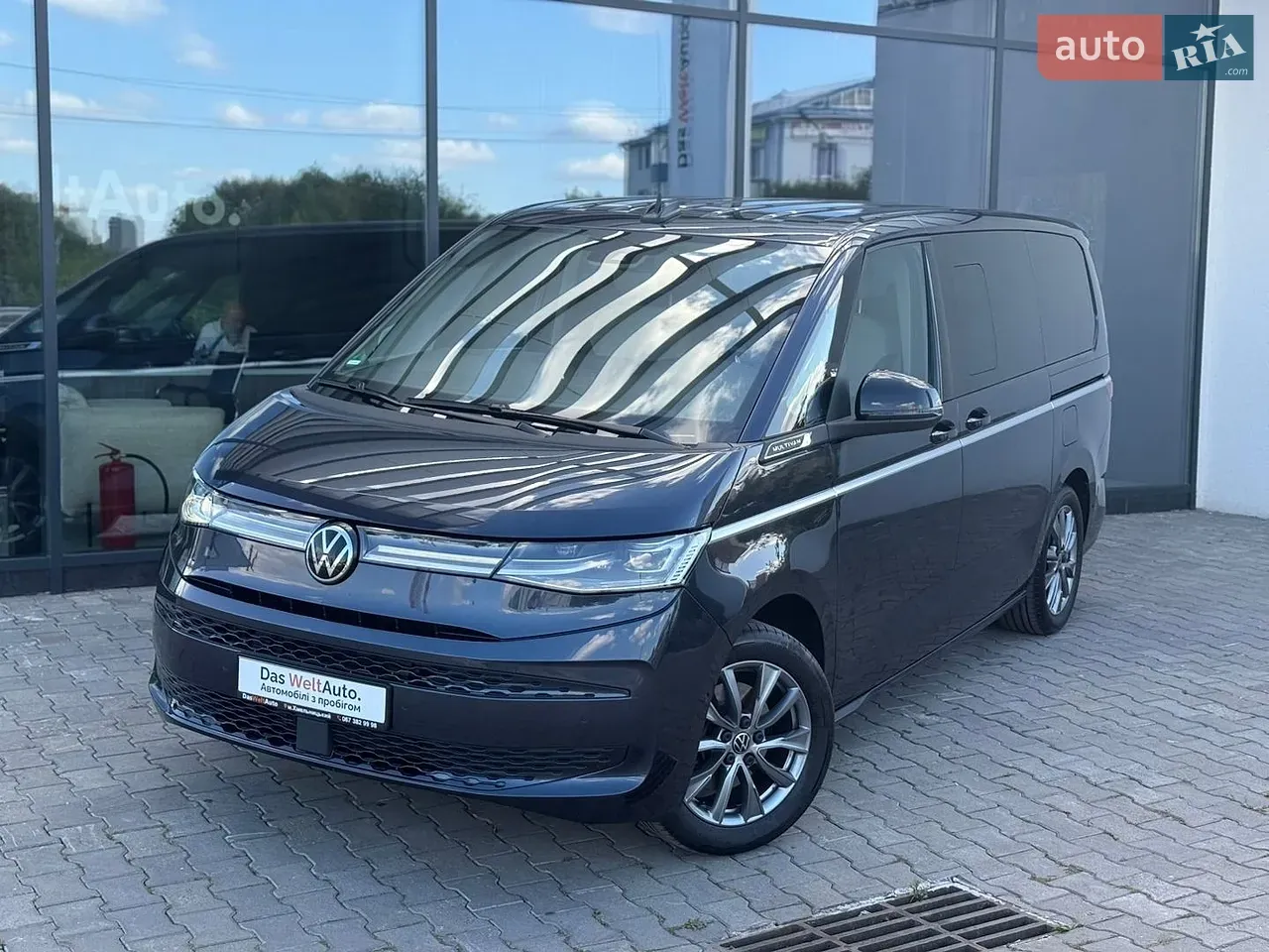 Volkswagen Multivan 2025 photo 2