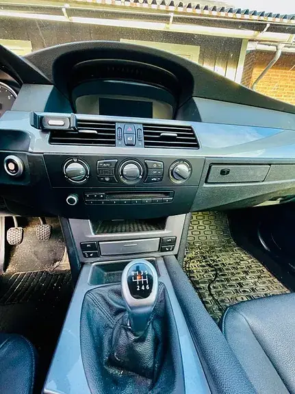 BMW 523I 2007 photo 4