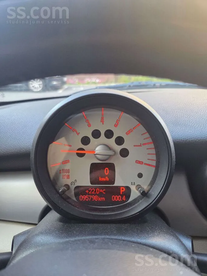 Mini Cooper 2010 photo 4