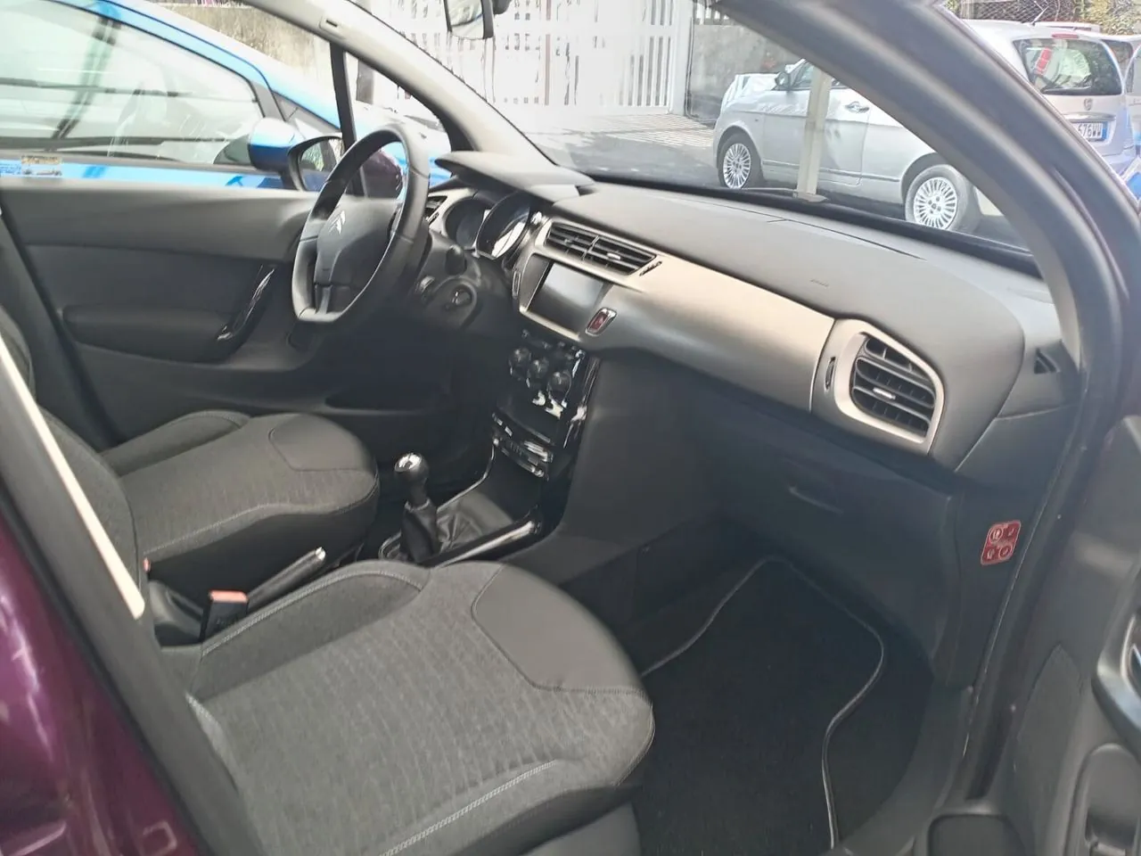 Citroen C3 2016 photo 3