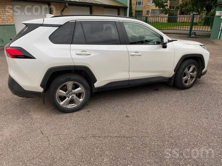 Toyota Rav4 2019 photo 2