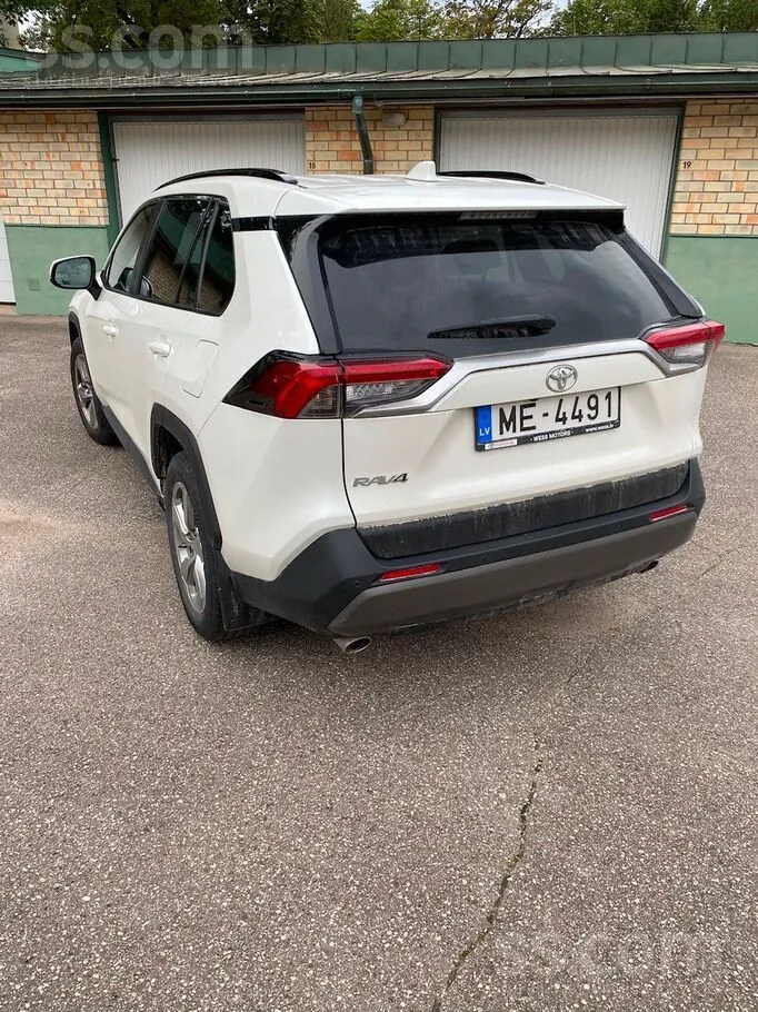 Toyota Rav4 2019 photo 4