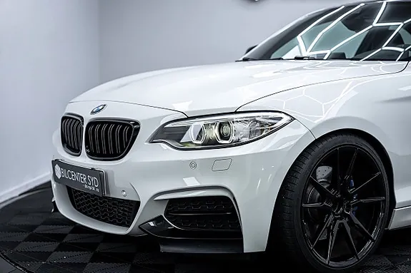 BMW M235I 2014 photo 2