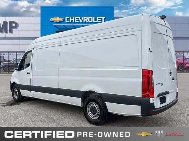 Mercedes-Benz Sprinter 2025 photo 4