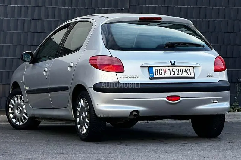 Peugeot 206 2002 photo 5