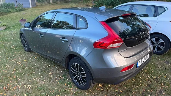 Volvo V40 2018 photo 2