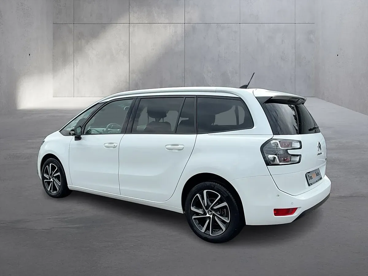 Citroen C4 2022 photo 3