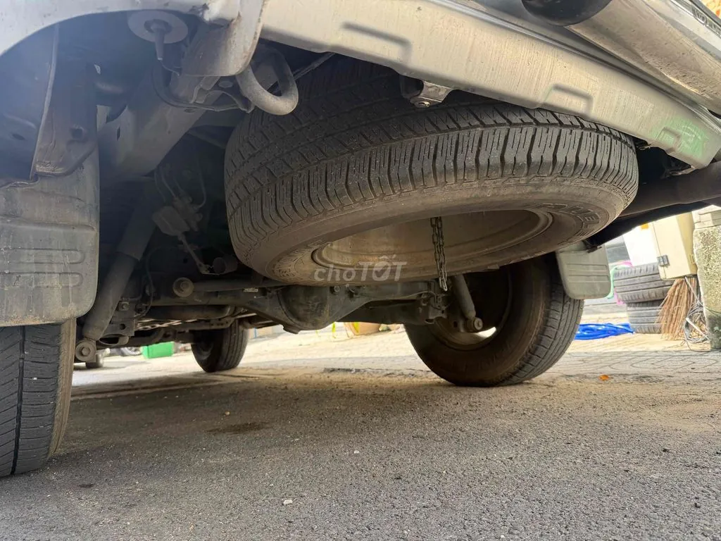 Toyota Fortuner 2010 photo 4