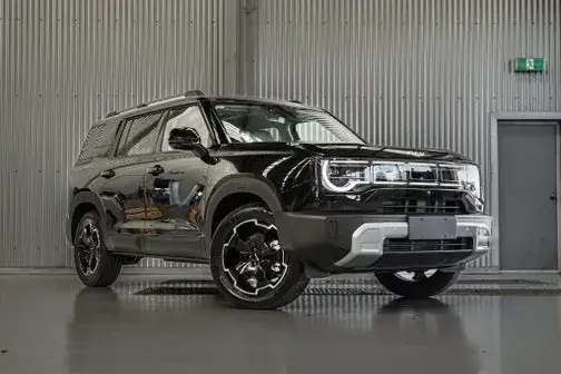 BAIC B30