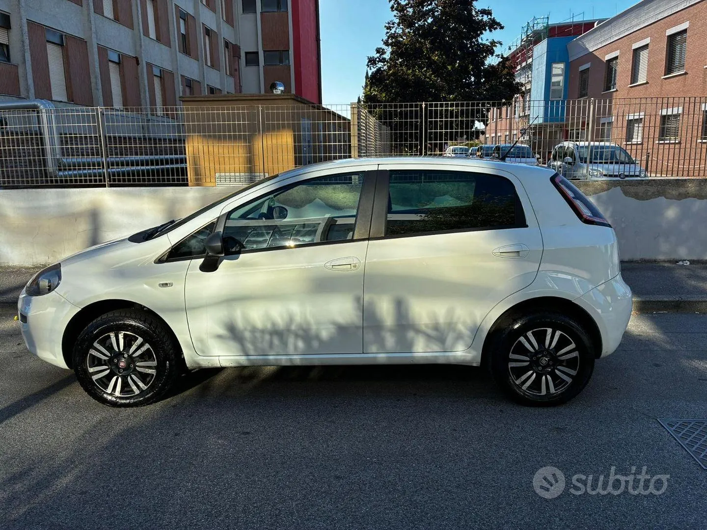 Fiat Punto 2014 photo 4