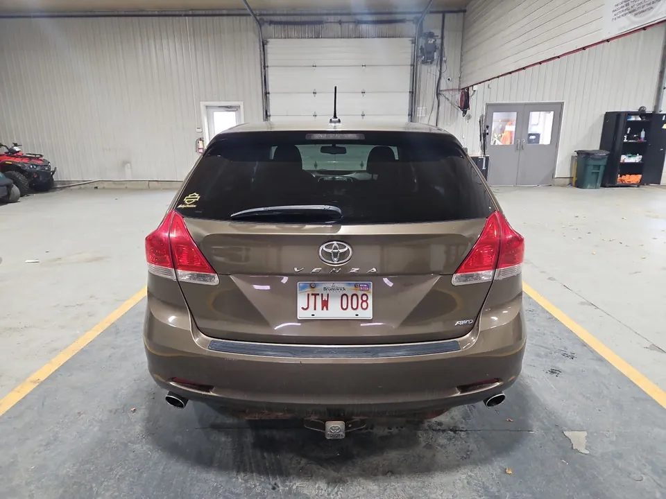 Toyota Venza 2010 photo 4