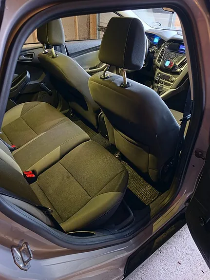 Ford Focus 2011 photo 3