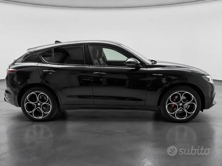 Alfa Romeo Stelvio 2025 photo 3