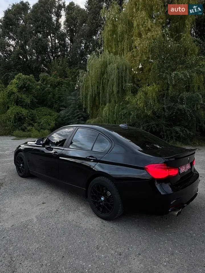 BMW 3 Series 2017 photo 4