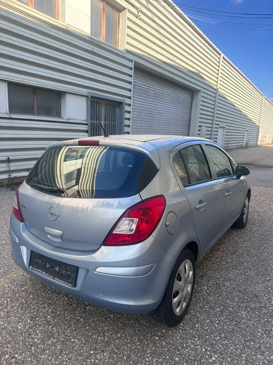 Opel Corsa 2009 photo 3