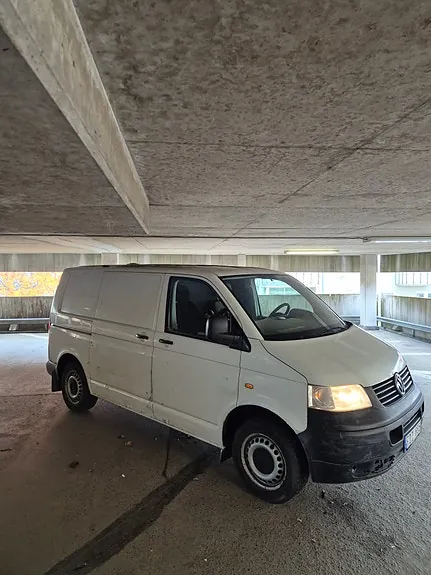 Volkswagen Transporter 2008 photo 2