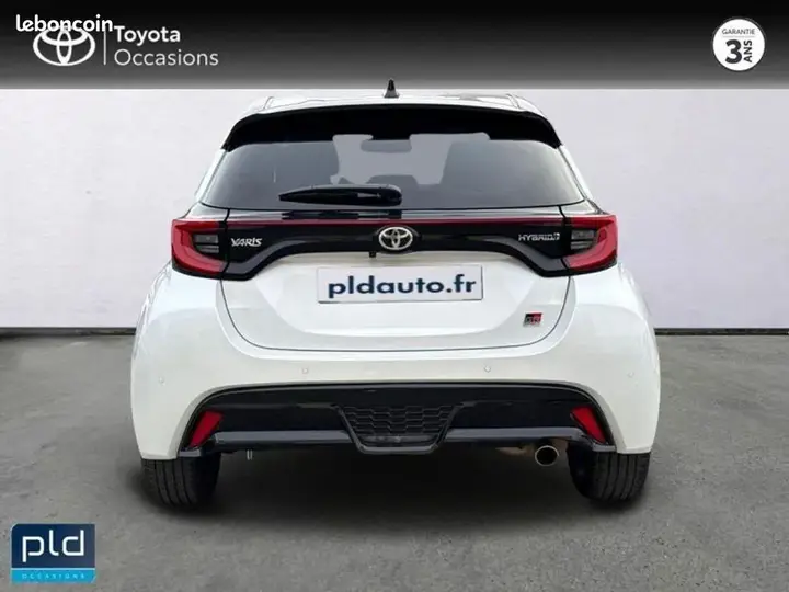 Toyota Yaris 2022 photo 5