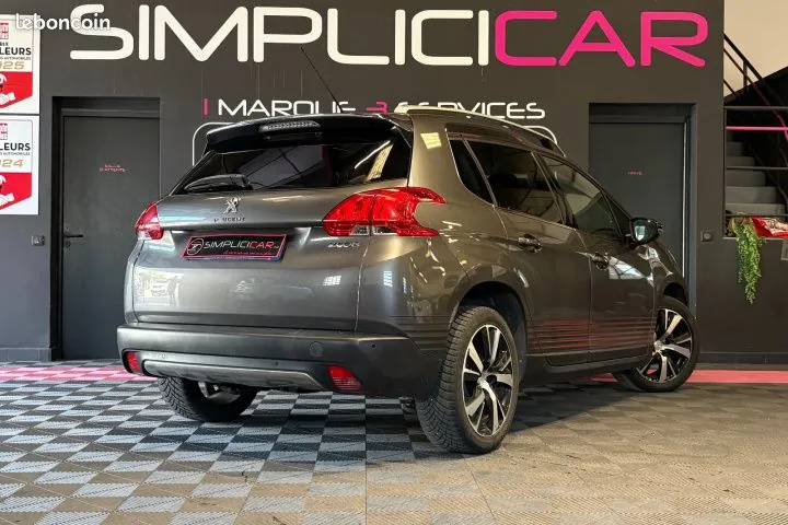 Peugeot 2008 2015 photo 5
