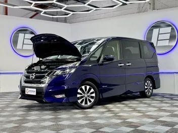 Nissan Serena 2016 photo 4