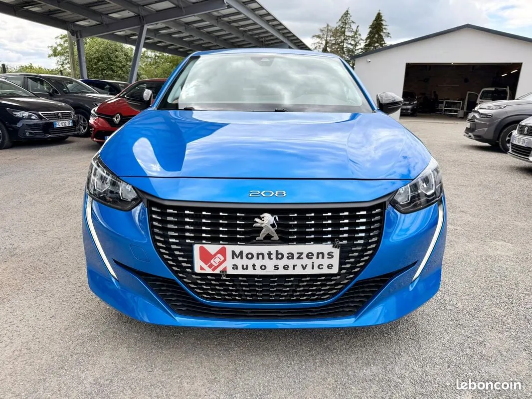 Peugeot 208 2022 photo 3