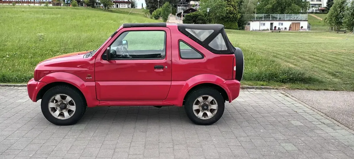Suzuki Jimny 2005 photo 2