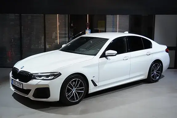 BMW 520D 2021 photo 2