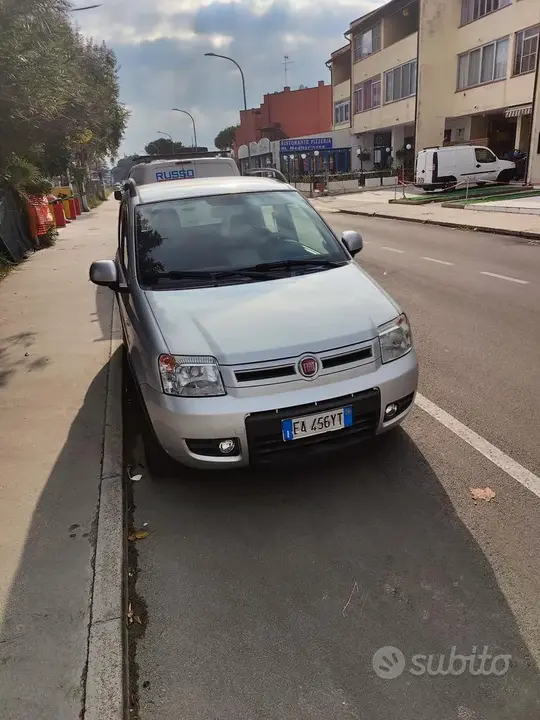 Fiat Panda 2010 photo 2