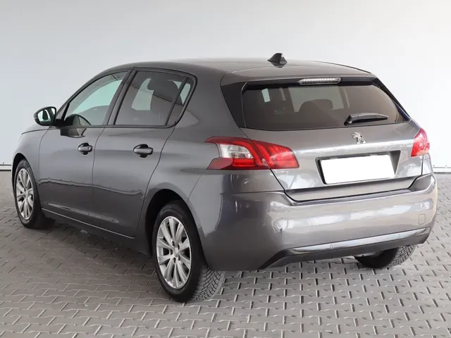 Peugeot 308 2017 photo 3
