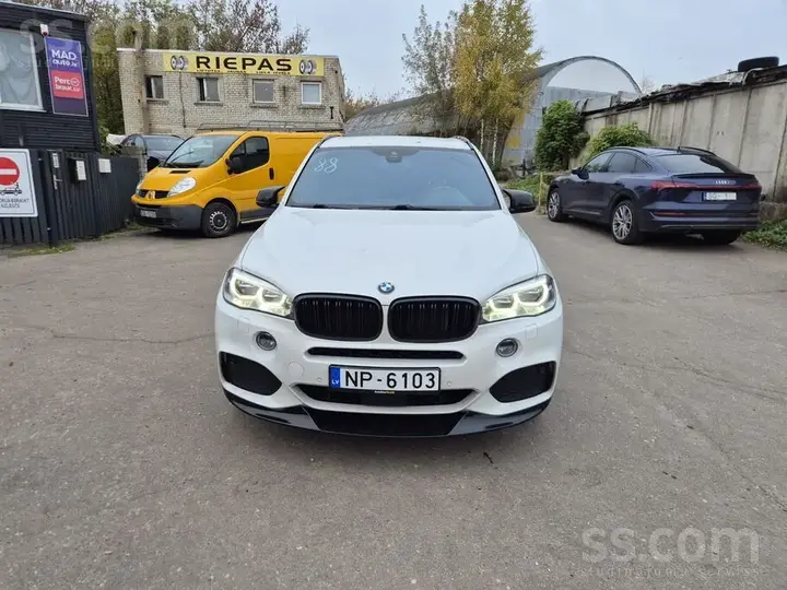 BMW X5 2016 photo 3