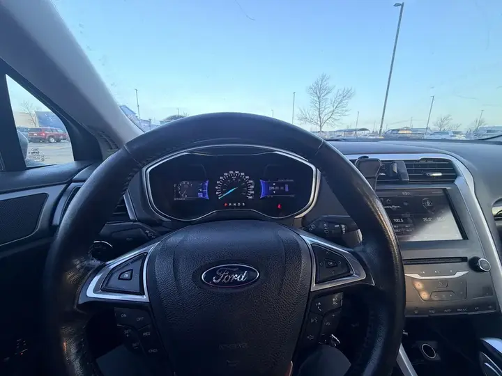 Ford Fusion 2013 photo 5
