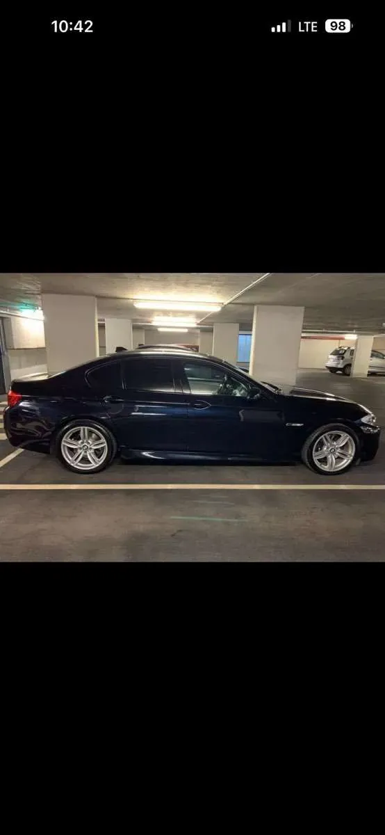 BMW 5 Series 2011 photo 2