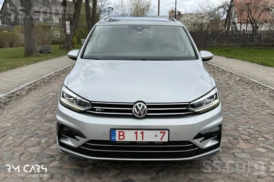 Volkswagen Touran 2017 photo 5