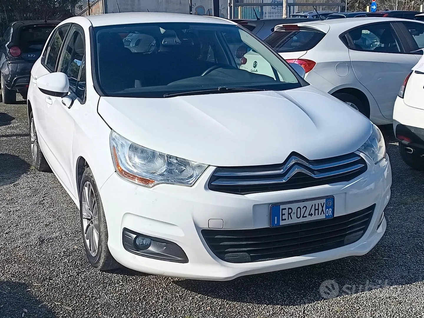 Citroen C4 2013 photo 2