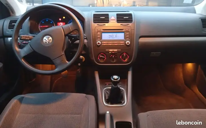 Volkswagen Jetta 2005 photo 3