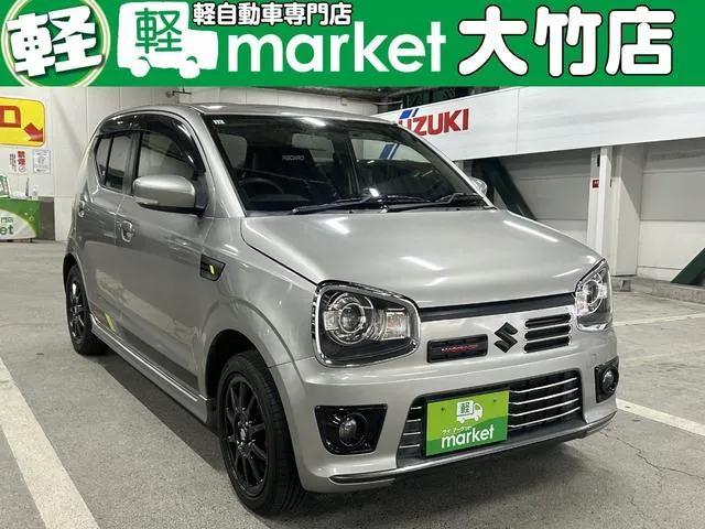 Suzuki Altis