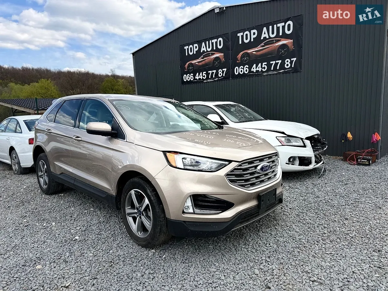 Ford Edge 2021 photo 2