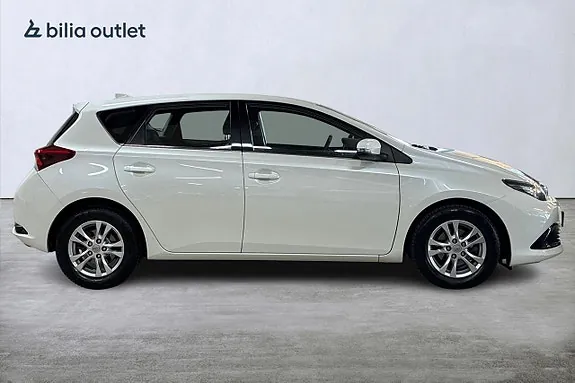 Toyota Auris 2016 photo 5