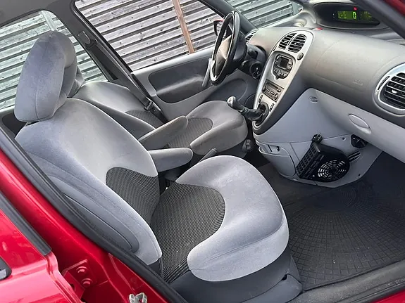 Citroen Xsara Picasso 2008 photo 5