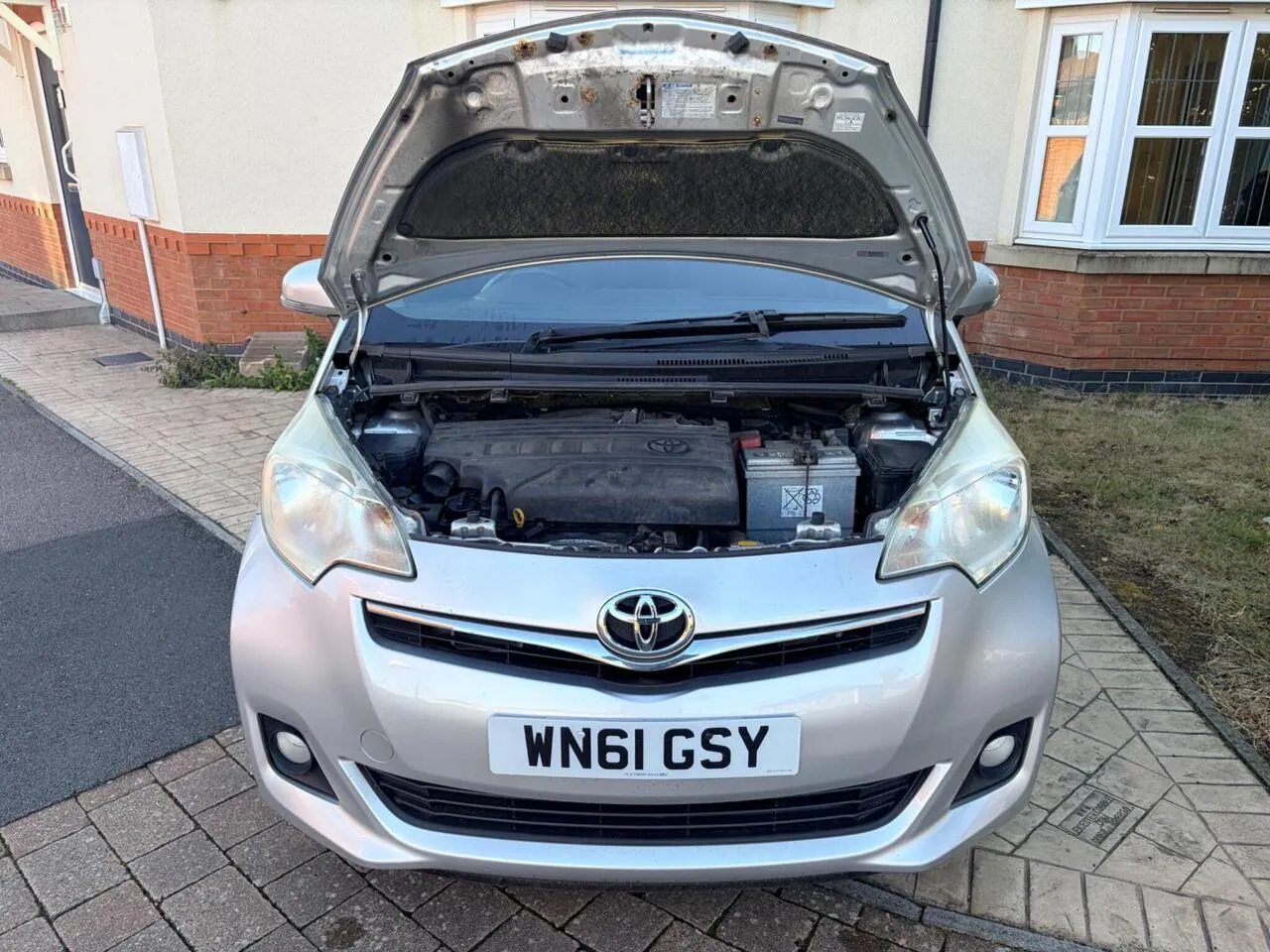 Toyota Verso 2011 photo 4