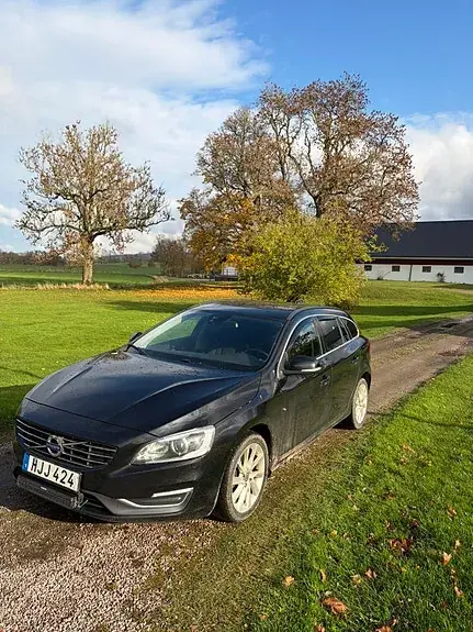Volvo V60 2014 photo 2