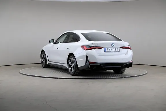BMW I4 2024 photo 2