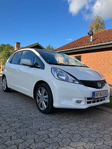 Honda Jazz 2014 photo 3